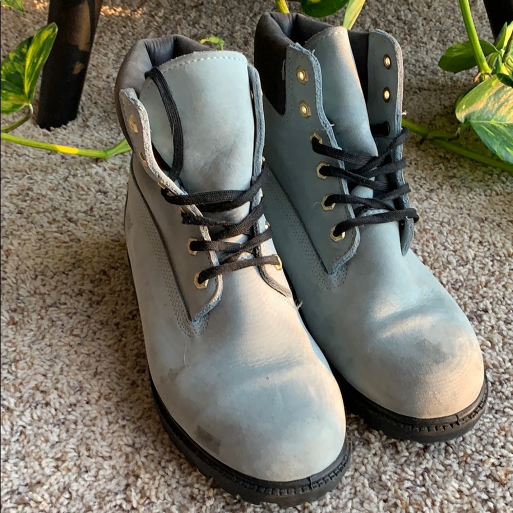 Pastel Blue Timberland Boots / 11 Women / 9 Men